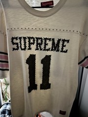 Supreme Men’s White Studded Logo Graphic Cotton Knit Crewneck T-Shirt L