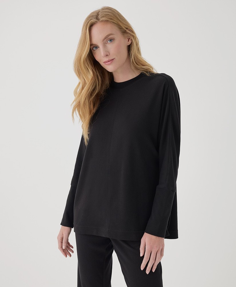 Pact Women’s Airplane Black Long Sleeve Poncho Top X-Small/Small Outerwear
