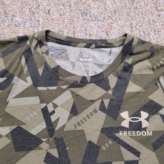 Under Armour Freedom Shirt Mens XL Green Camo Graphic Tee USA Flag 11107