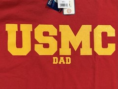 UNITED STATES MARINE CORPS – “USMC DAD” – Red T-Shirt – Sz S / SMALL – NWT