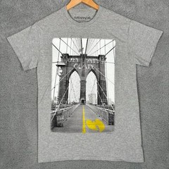 Wu Tang Clan T-Shirt Mens Small Gray Brooklyn Bridge Hip Hop Music Short Sleeve