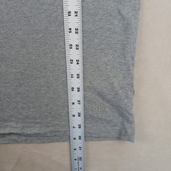 Hugo Boss XXL Mens T Shirt 22×30 Wide Neck Gray Embroidered Logo ** Fits Medium