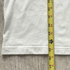 KAWS x UNIQLO UT Graphic T-shirt Mens Size Small XX Logo Short Sleeve Unisex Tee
