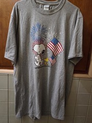 Snoopy Woodstock American Flag Fireworks T Shirt Mens LT Long Tall Gray Peanuts