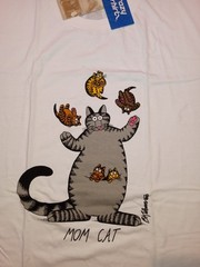 Crazy Shirts Kliban T-shirt, Juggling mom cat (Guam), NEW With Tags, Extra Large