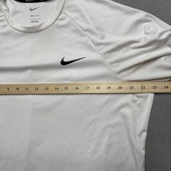 Nike Swim Dri Fit Size L White UPF 40+ Performance Shirt Short Sleeve Crew