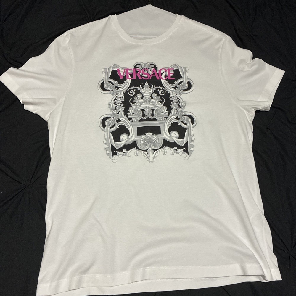 Versace White & Pink Silver Barocco Tee Shirt – L