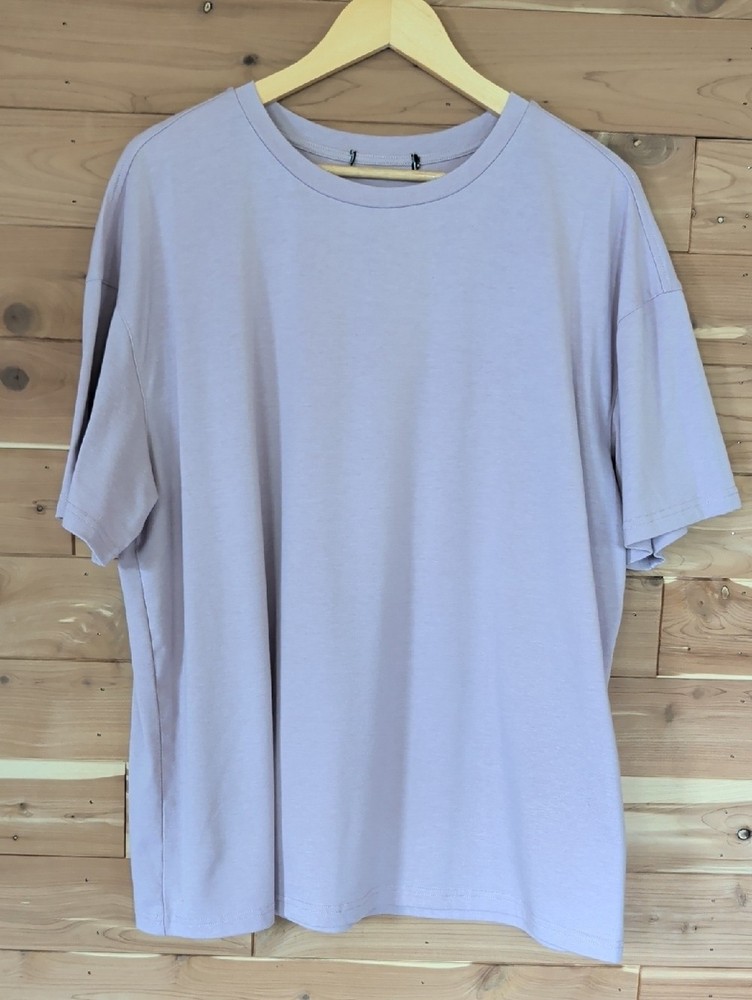 Men’s Crew Neck T-Shirt, Light Lavender, Size L, Oversized, Soft, NWOT