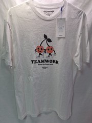 Jack & Jones Men’s Toonie Teamwork Short Sleeve T-Shirt,White, Small,MSRP $24.50