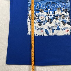LA Dodgers Men’s Graphic T-Shirt Blue Size Large 2020 World Series Champions