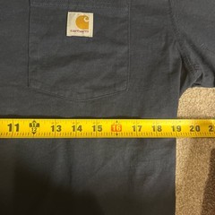 Vintage-Inspired Carhartt Long Sleeve Tee 🔥 Size: L (Fits true to size)