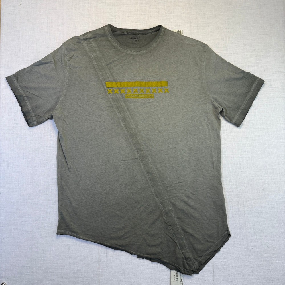 Expert Asymmetrical Graphic Tee Medium Mens Green Raw Hem Distressed Streetwear
