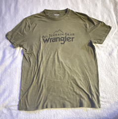 Wrangler Medium All Terrain Gear Men’s Green Graphic Crew Neck Tee