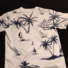 Men’s XL White/Blue Beach Tropical Sailboat Palm Tree Graphic Crewneck Tee