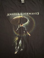 Angels And Airwaves Small Shirt We Don’t Need To Whisper Tom Delonge Blink-182