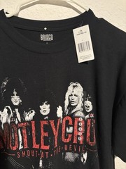 Motley Crue Shout .at .the Devil T Shirt Size Large Brisco Apparel NWT