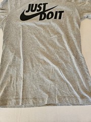 Nike Men’s Shirt Size/Small “Just Do It” Gray Tee AR5006-063 NWT