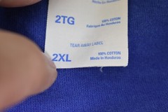 Pickle Barrel T-shirt Livingston Mont. Mens XL Shirt 48″ Chest Stain Pin Hole