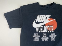 Nike Sportswear World Tour Men’s 100% Cotton T-shirt SIZE: M Move Your Body/Sole