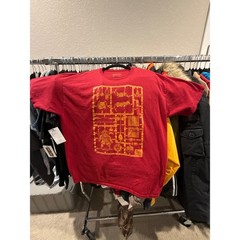 Dungeons & Dragons T-Shirt Mens XL Red Gold Dwarf Sprue Kit Graphic Tee D&D RPG