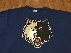 Minnesota Timberwolves Ricky Rubio 9 Smaller Fitting XL T Shirt NBA Majestic