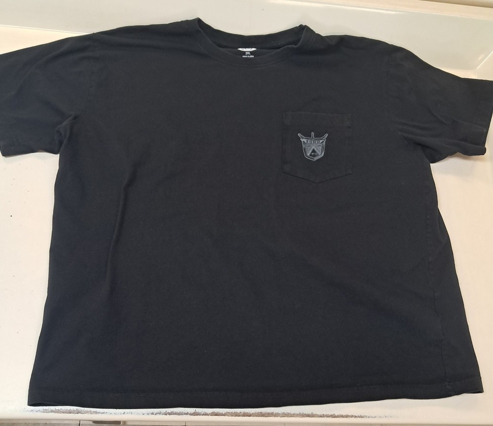 Mens Pocket T-shirt – Ford Logo Clothing Apparel Accessories Gifts Dad Tee 2XL