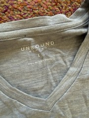 Unbound Merino Mens Large V Neck Gray