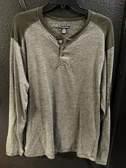 Distortion Mens XL Gray Long Sleeve Henley Shirt Ribbed Shoulder Casual Tee