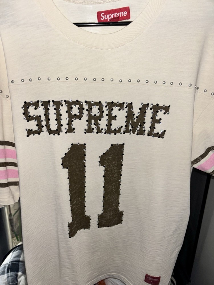 Supreme Men’s White Studded Logo Graphic Cotton Knit Crewneck T-Shirt L