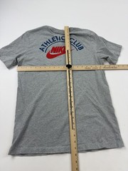 Nike Shirt Mens Medium Heather Gray Graphic Sports Logo Tee Swoosh Athletic Club