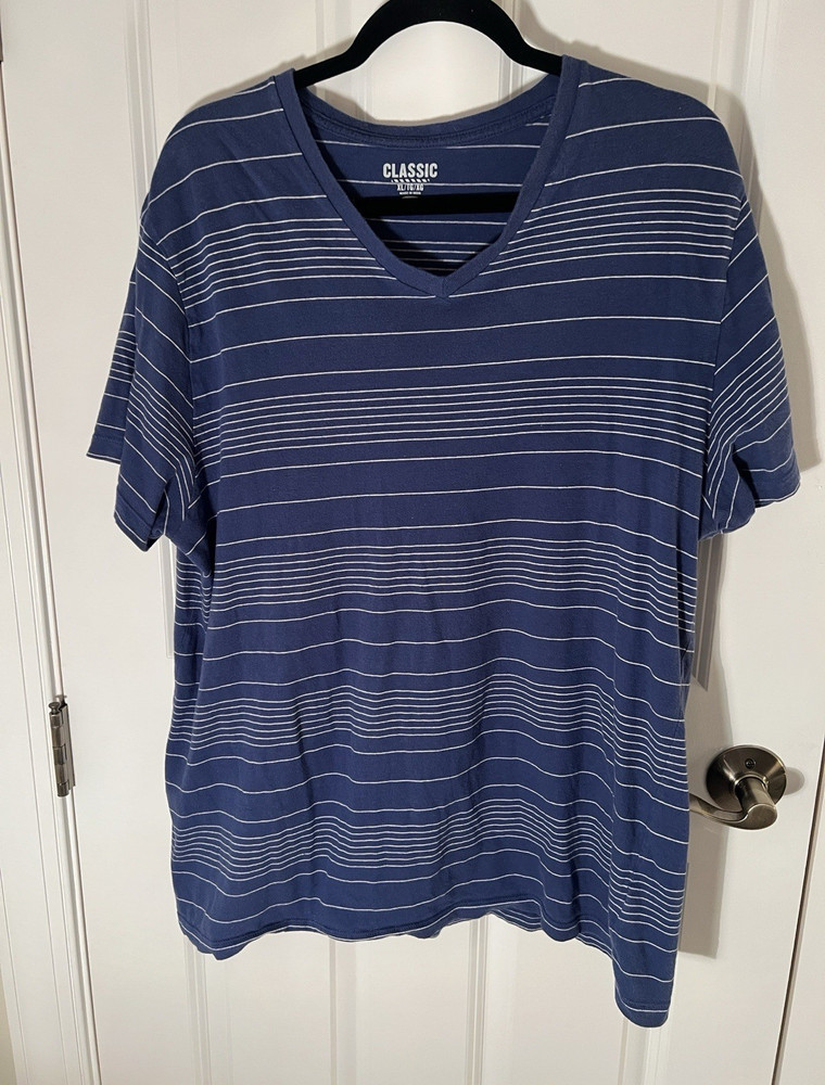 Old Navy Classic Men’s Blue/White Striped V-Neck Short Sleeve T-Shirt XL