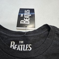 THE BEATLES Rubber Soul “1965 American Tour” Concert T-Shirt – Size S – NEW!