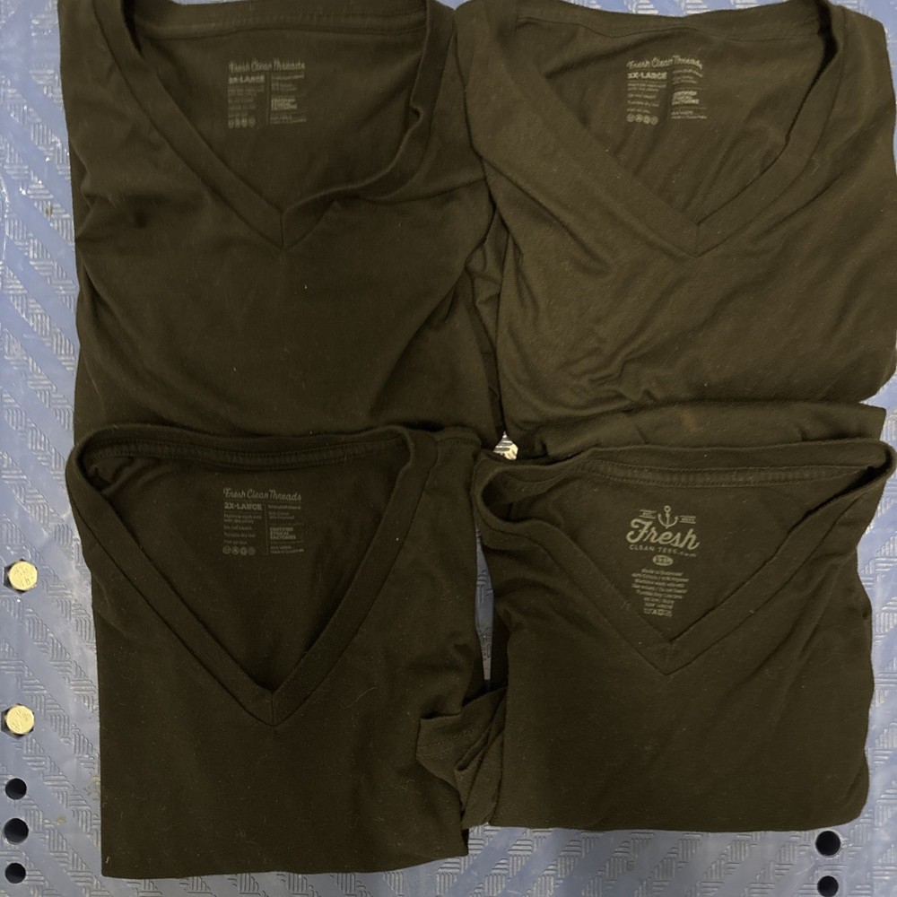 2XL – Fresh Clean Threads Men’s Short Sleeve Crew Neck Tee SHIRT Lot Of 4 Black