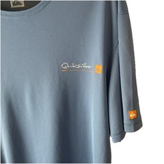 Quiksilver Men’s XL Blue Performance Surf Tee Shirt Loose Fit UPF Rashguard
