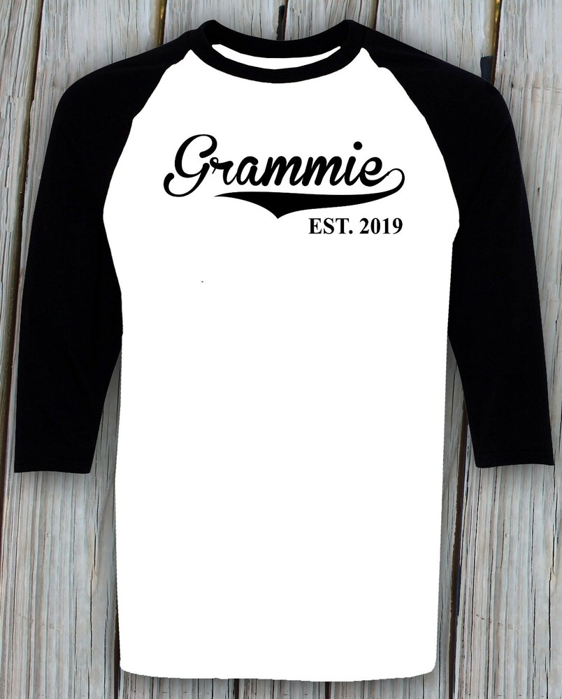Grammie EST. 2019 T-Shirt Mothers Day Birthday Christmas Gift New Nana Grandma