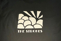 The Strokes Vintage T-Shirt (Black – L) w/Art Deco Graphic Design