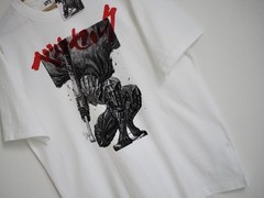Berserk Dark Fantasy Horror Manga Uniqlo T Shirt Size Medium New