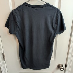 J.CREW Men’s Solid Slim-Washed V-Neck Short Sleeve T-Shirt Navy Slim Fit Small