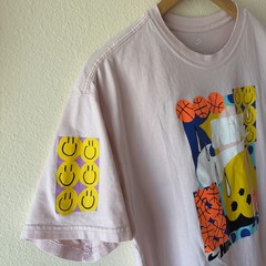 Nike AIR David Bruce Smiley Basketball T-Shirt Mens Medium Pink Loose Fit Tee