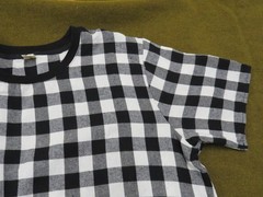 LILBETTER Men’s T-Shirt Black White XL Gingham Plaid Curved Hem Side Zip NWOT