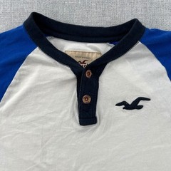 Hollister Men Medium Henley Raglan Baseball Shirt Blue White 3/4 Sleeve Y2K Surf