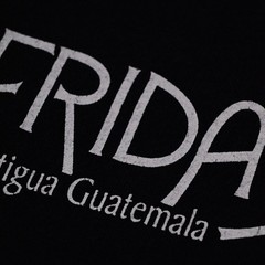 Vintage Fridas Antigua Guatamala Back Print T Shirt Men XL