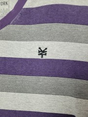 Zoo York T-Shirt Mens Large Purple Gray Striped V-Neck Cotton Poly Blend casual