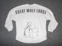GREAT WOLF LODGE 25TH ANNIVERSARY SPIRIT JERSEY MENS MEDIUM SHIRT
