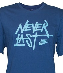 Nike Men’s Never Last Swoosh Athletic Gym Sportswear Performance Blue T-Shirt