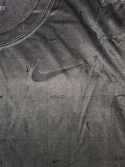 NIKE DRY TRAINING T-SHIRT DARK GREY DRI-FIT MENS SMALL CZ9745 068 ANTI ODOR
