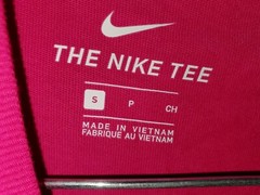Nike World Tour T Shirt Size S Fire Berry