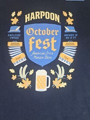 Harpoon Brewery Boston MA Medium Mens Blue Double-sided Graphic Logo Tshirt Beer