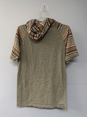 Beautiful Giant Baja Style Short Sleeve Hoodie Gray Multicolor Trim Size L