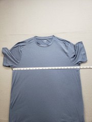 Old Navy Active Men Shirt L Light Blue Crew Neck Flat Front Pullover Casual Tee